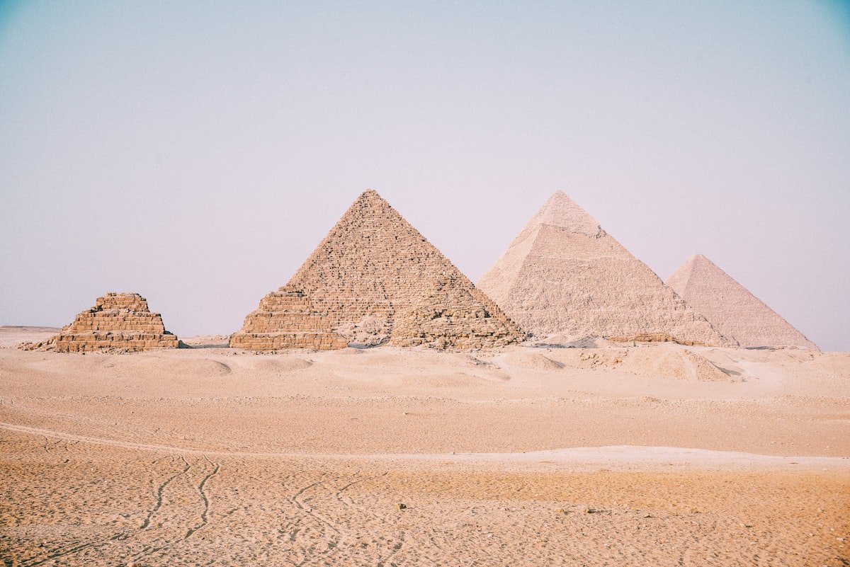 صورة تعبيرية حصرية تشرح موضوع يوليو