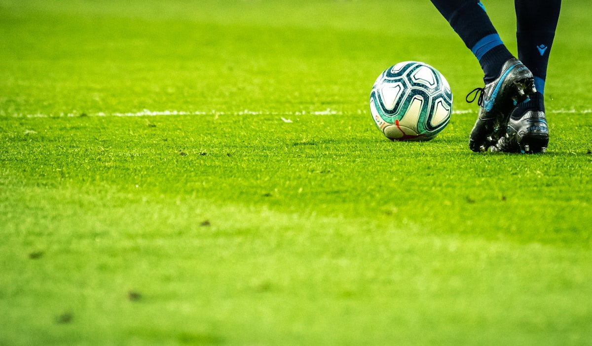 صورة صحفية حصرية حول تفاصيل مباراة الأهلي والزمالك القادمة في مصر اليوم
