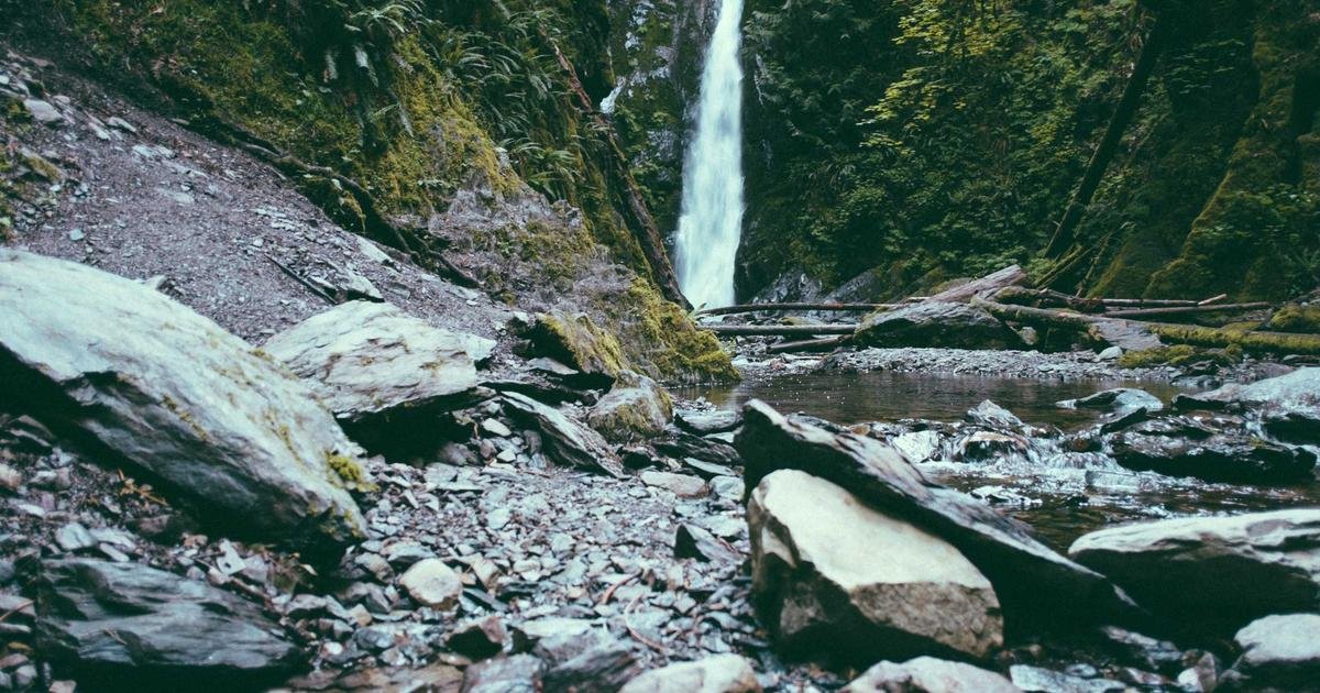 صورة تعبيرية حصرية تشرح موضوع موجة الحر
